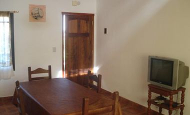 Casa en venta - 2 Dormitorios 2 Baños - 80Mts2 - La Lucila del Mar