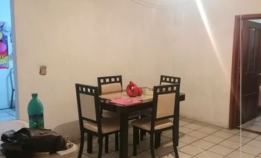 CASA EN VENTA EN COL. REFORMA, TEPIC , NAY.