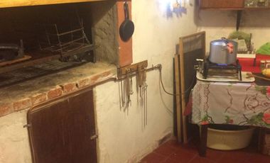 Casa en venta - 3 Dormitorios 2 Baños - 393mts2 - Zárate