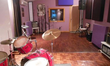 Casa en venta - 3 Dormitorios 2 Baños - 393mts2 - Zárate