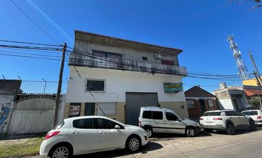 Excelente galpón y departamento en Planta alta en Martin Coronado