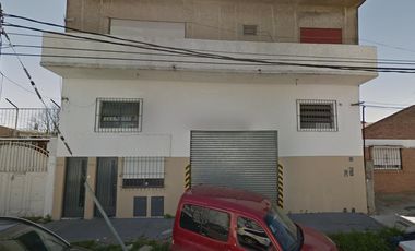 Excelente galpón y departamento en Planta alta en Martin Coronado