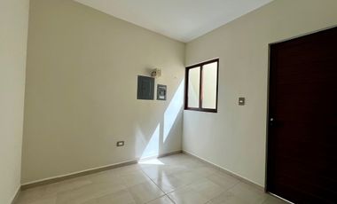 CASA EN VENTA EN PARQUE NATURA, 4 HABS Y ALBERCA