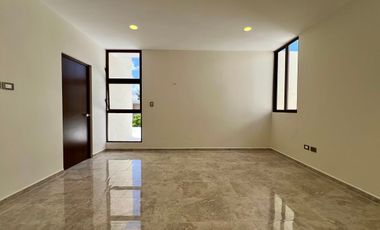 CASA EN VENTA EN PARQUE NATURA, 4 HABS Y ALBERCA