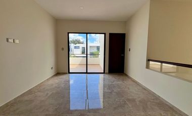 CASA EN VENTA EN PARQUE NATURA, 4 HABS Y ALBERCA