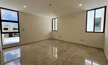 CASA EN VENTA EN PARQUE NATURA, 4 HABS Y ALBERCA