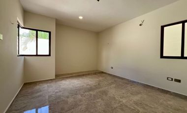 CASA EN VENTA EN PARQUE NATURA, 4 HABS Y ALBERCA