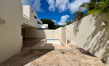 CASA EN VENTA EN PARQUE NATURA, 4 HABS Y ALBERCA