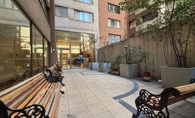 METRO UNIVERSIDAD DE CHILE, STUDIO