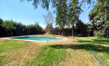 CASA A PASOS DEL COLEGIO SAN ANSELMO CHICUREO!!!!