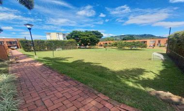 CASA EN VENTA EN CHINCHINA/CALDAS