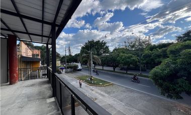 Arriendo Locales en Avenida Las Vegas/Poblado