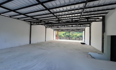 Arriendo Locales en Avenida Las Vegas/Poblado