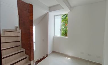 ARRIENDO CASA CONDOMINIO VALLE DEL LILI SUR DE CALI