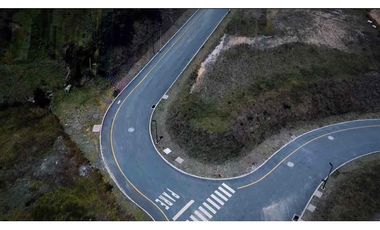 VENTA Lote en unidad cerrada en el Retiro