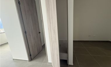 ALQUILER CONSULTORIO SOBRE AV. CENTENARIO ARMENIA Q