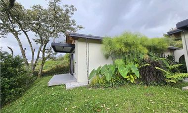 Venta de casa en parcelación en Marinilla.