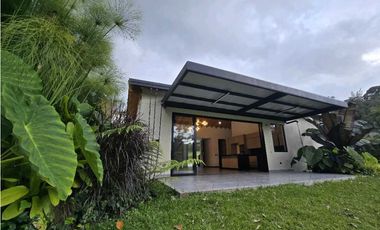 Venta de casa en parcelación en Marinilla.