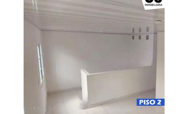 Se vende casa con 2 apartamentos barrio el manantial