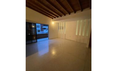 ARRIENDO CASA LOCAL EN LAURELES
