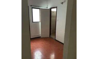 ARRIENDO CASA LOCAL EN LAURELES