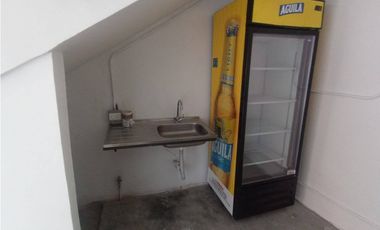ARRIENDO CASA LOCAL EN LAURELES