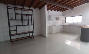 ARRIENDO CASA LOCAL EN LAURELES