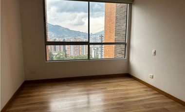 Apartamento en Arriendo Loma de Los Benedictinos Envigado