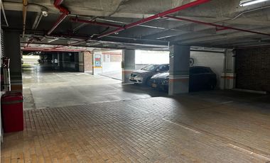 Apartamento en Arriendo Loma de Los Benedictinos Envigado