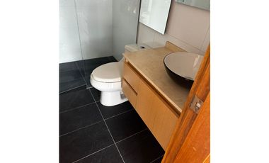 Apartamento en Arriendo Loma de Los Benedictinos Envigado