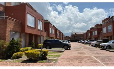 Casa en VENTA - CHIA, la Balsa - ESQUINERA