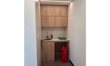 VENTA O ALQUILER OFICINA EN CENTRO EMPRESARIAL