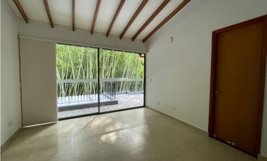 Casa Campestre  en renta en La Estrella sector La Tablaza