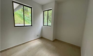 Casa Campestre  en renta en La Estrella sector La Tablaza