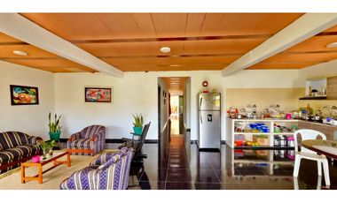 Casa campestre en venta en parcelación - Santa Elena El Cerrito Valle