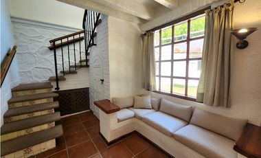 CASA EN VENTA, VALLE DE BRAVO