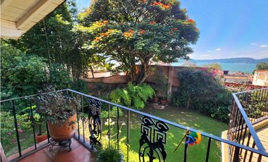 CASA EN VENTA, VALLE DE BRAVO