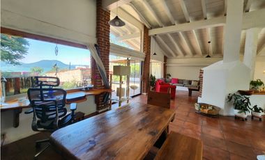 CASA EN VENTA, VALLE DE BRAVO