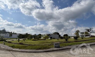 Terreno en Venta en Fraccionamiento privado La Molienda