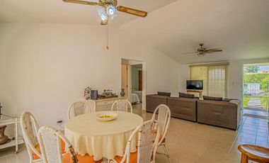 Casa en Fraccionamiento en Lomas de Cocoyoc Atlatlahucan - M2AI-890-Fr