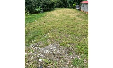 VENDO TERRENO DE 900 M2 EN 24 DE DICIEMBRE VILLA MARTA