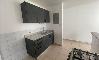 PLAYA DORADA / LAS OLAS / 205 M / 3 HABITACIONES / TERRAZA / VACIA