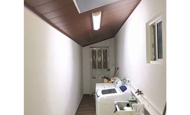 PLAYA DORADA / LAS OLAS / 205 M / 3 HABITACIONES / TERRAZA / VACIA