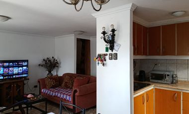 Se vende casa en La Florida Santa Raquel de 6 dormitorios