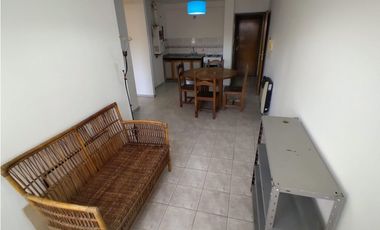 ALQUILER - 1 DORMITORIO SEMI AMOBLADO - AV. COLON 251 - Bº CENTRO