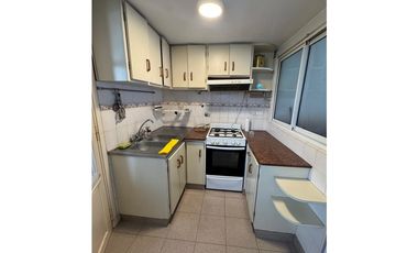 Hermoso PH al frente con garaje en Barrio Los Troncos