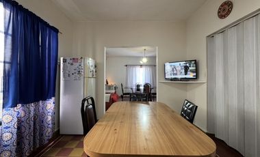 VENTA- CASA 2 DORMITORIOS- BARRIO SAN ROQUE