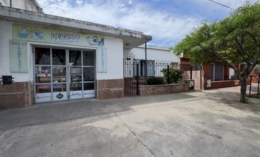 VENTA- CASA 2 DORMITORIOS- BARRIO SAN ROQUE