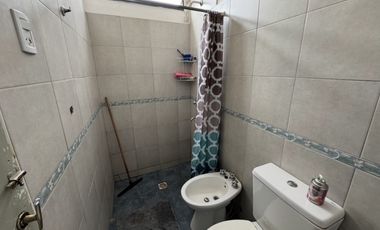 VENTA- CASA 2 DORMITORIOS- BARRIO SAN ROQUE