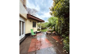 CASA 4 AMB. C/ GARAGE Y PARQUE. LOTE IDEAL DESARROLLO. CHAUVIN